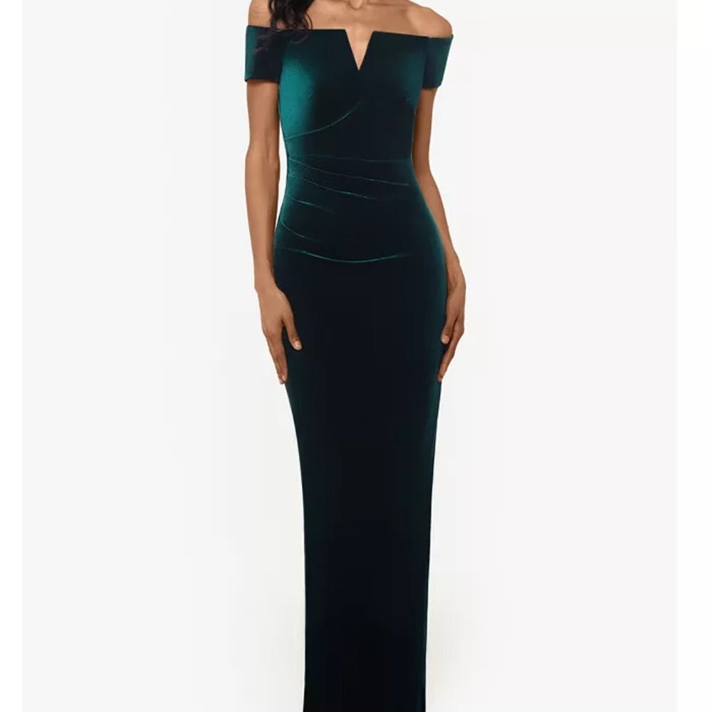 Elegant Off-Shoulder Green Evening Dress